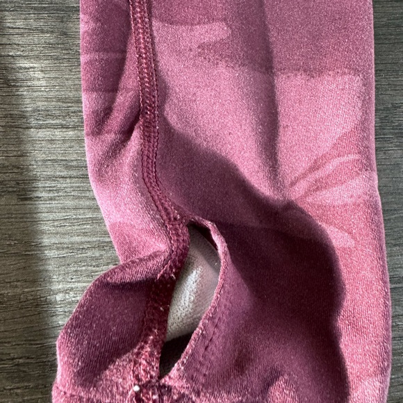 Woman’s The North Face pink camouflage hoodie, size M - Picture 5 of 6